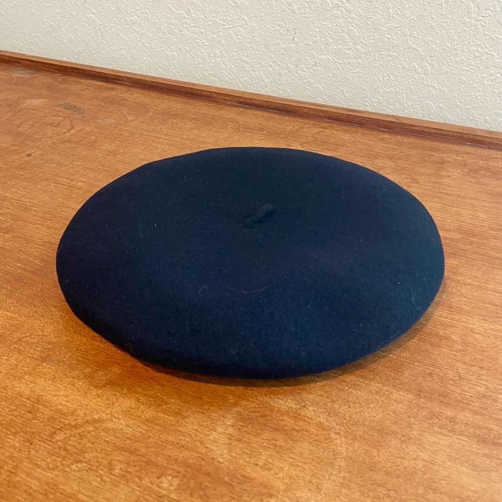 Vintage Printemps Paris Black Pure Lane Felt Wool  Beret Hat - Picture 9 of 15